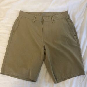 Tan Old Navy Active StretchTech Shorts (Size 30)